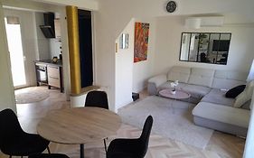 Appartement Aux Alyscamps 2, climatisation, wifi, parking